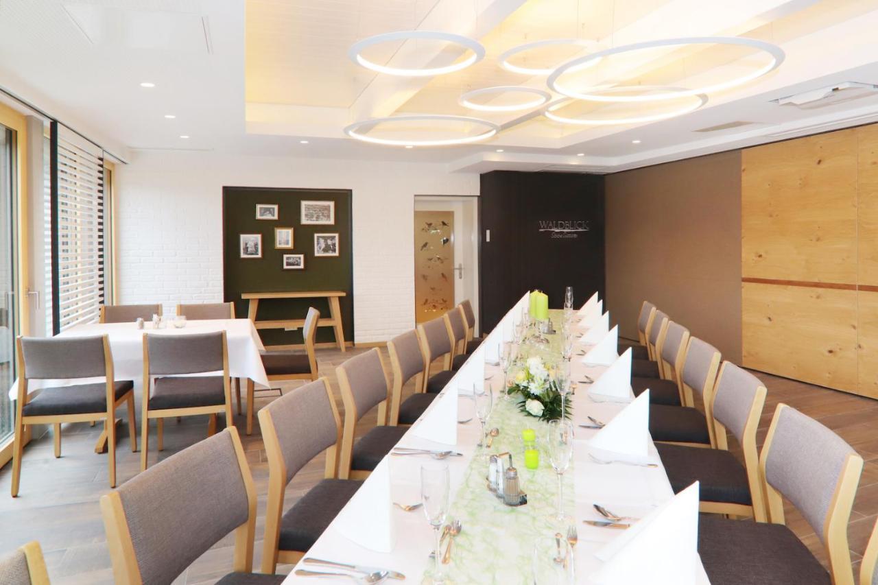 & Restaurant Waldblick Hotel