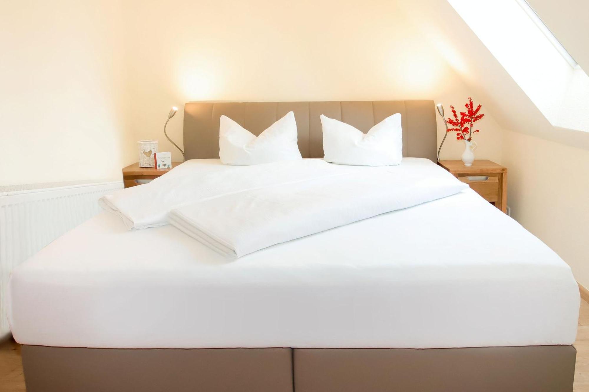 Отель & Restaurant Waldblick 3*