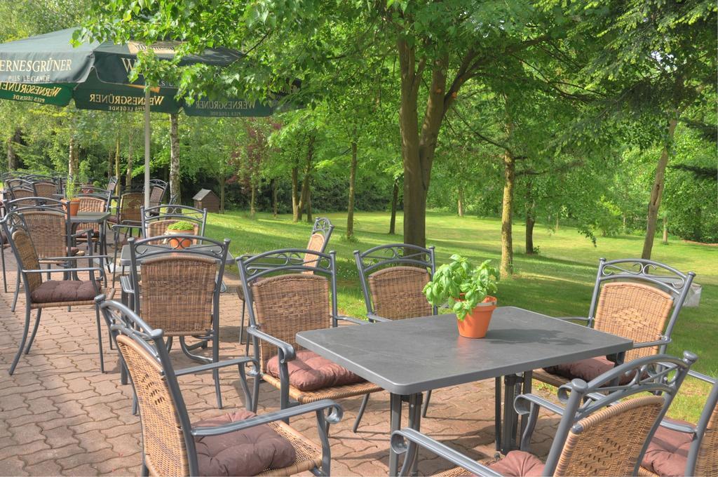 & Restaurant Waldblick