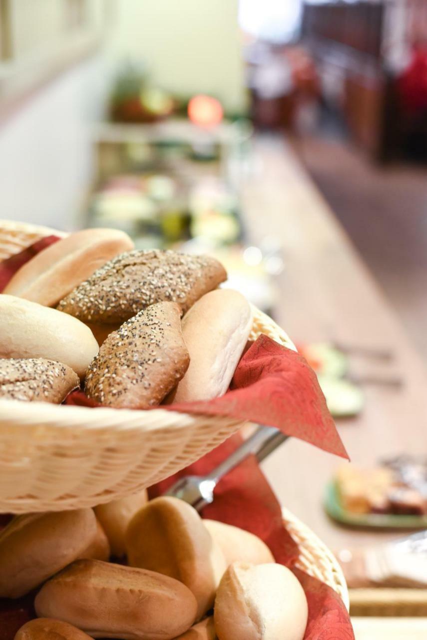 & Restaurant Waldblick Пульсниц